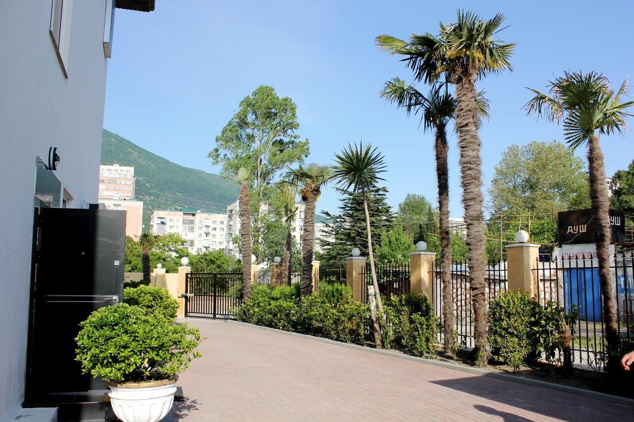 Orchidea Hotel Гагра Екстер'єр фото