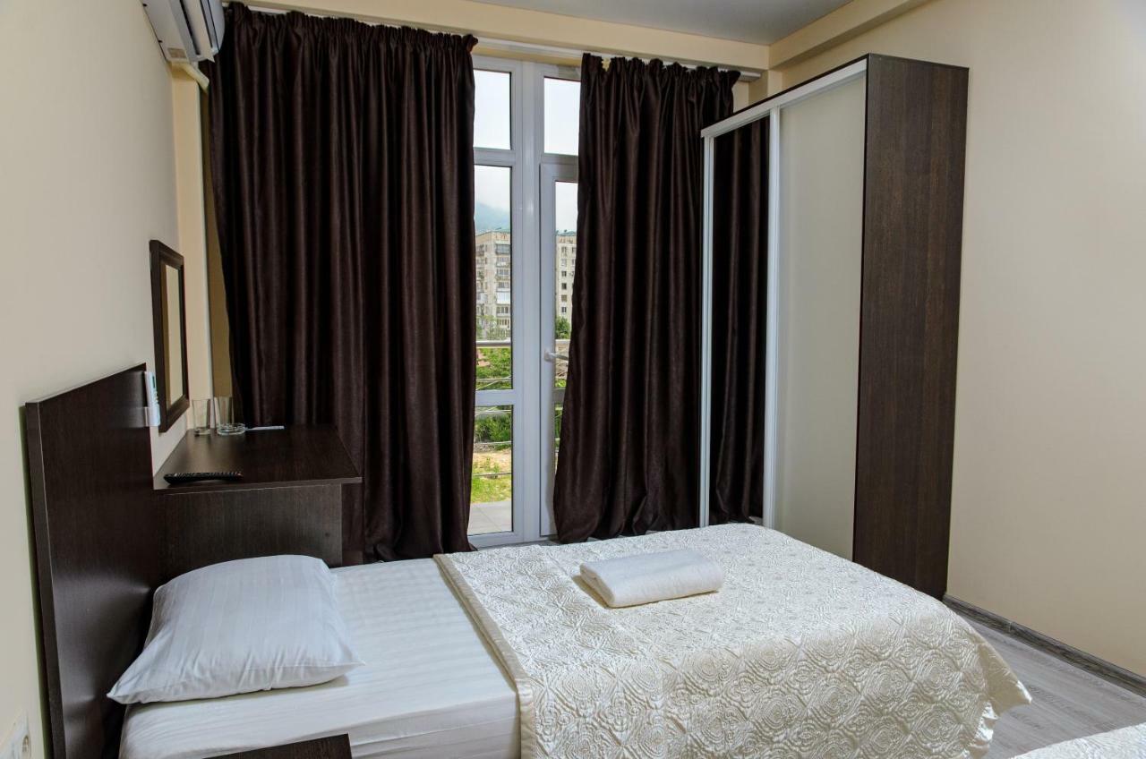 Orchidea Hotel Гагра Екстер'єр фото